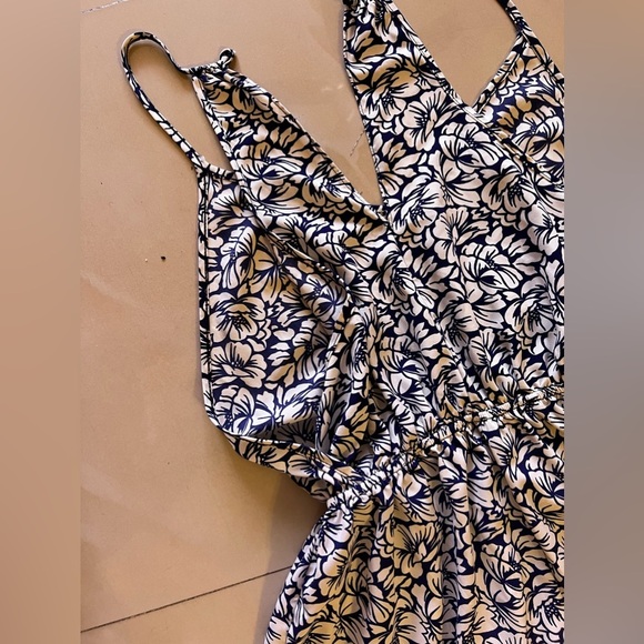 Maitai short jumpsuit floral blue/white L lightweight Romper - Picture 14 of 14